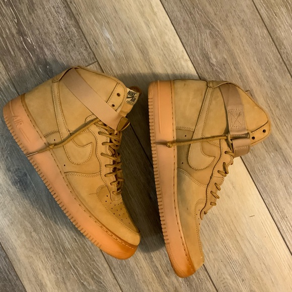 Nike Air Force 1 camel colored high tops. Size 12. - Picture 3 of 8